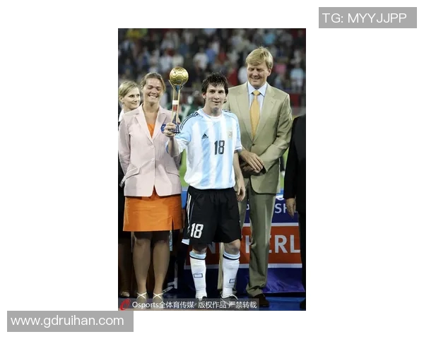 一号球衣的传奇足坛巨星是谁 如何成为足球界的象征