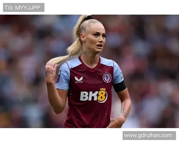 足球女球星莱曼是谁 她的成就与影响力让人瞩目 足球女球星莱曼是谁 她的成就与影响力让人瞩目