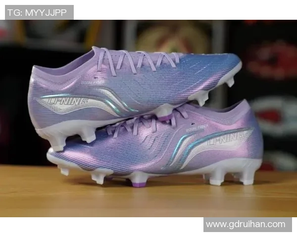 穿李宁品牌球鞋的足球明星有哪些及其赛场表现解析 穿李宁品牌球鞋的足球明星有哪些及其赛场表现解析